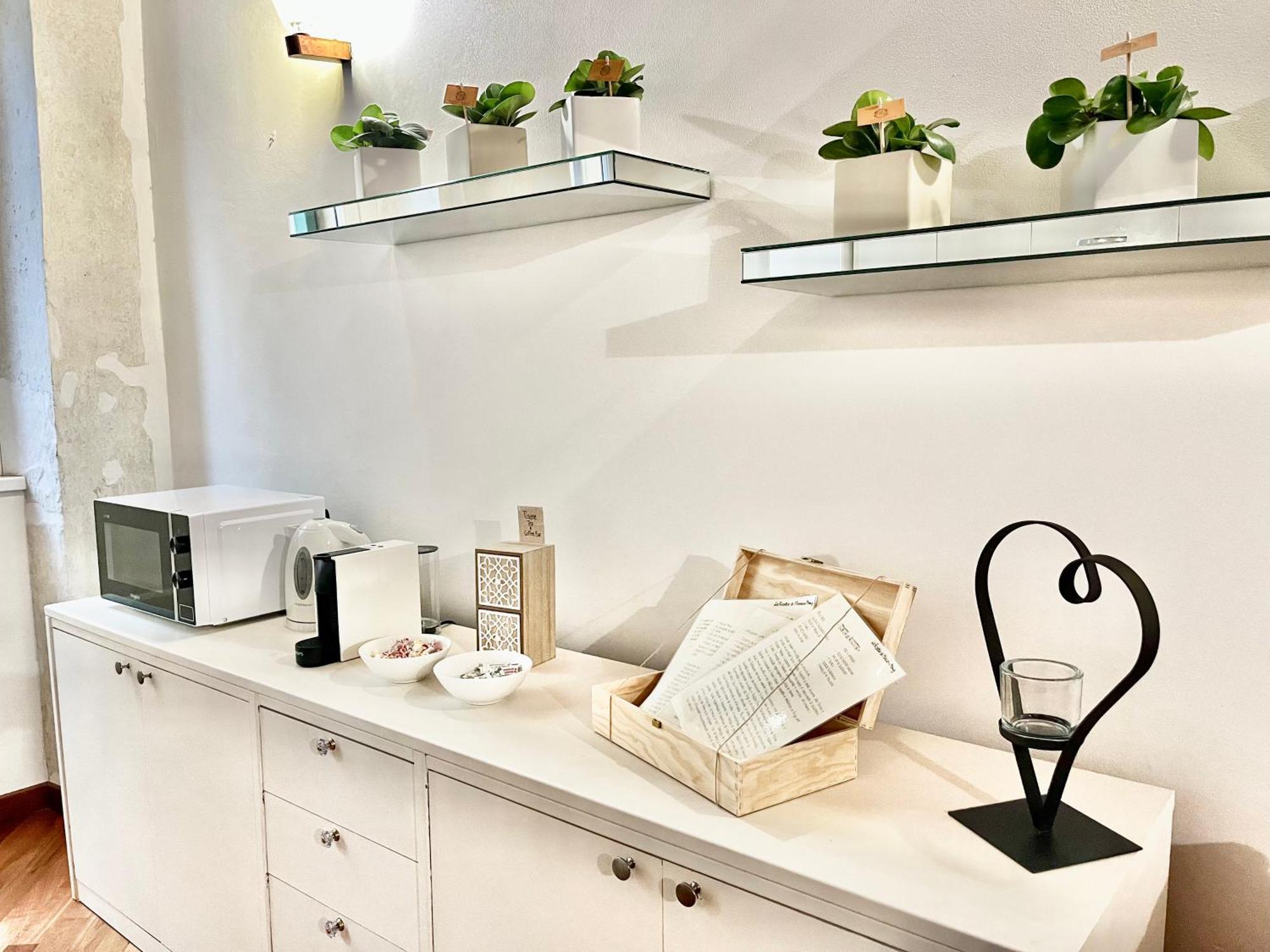 Magnolia Home - Piazza Delle Erbe Verona Esterno foto