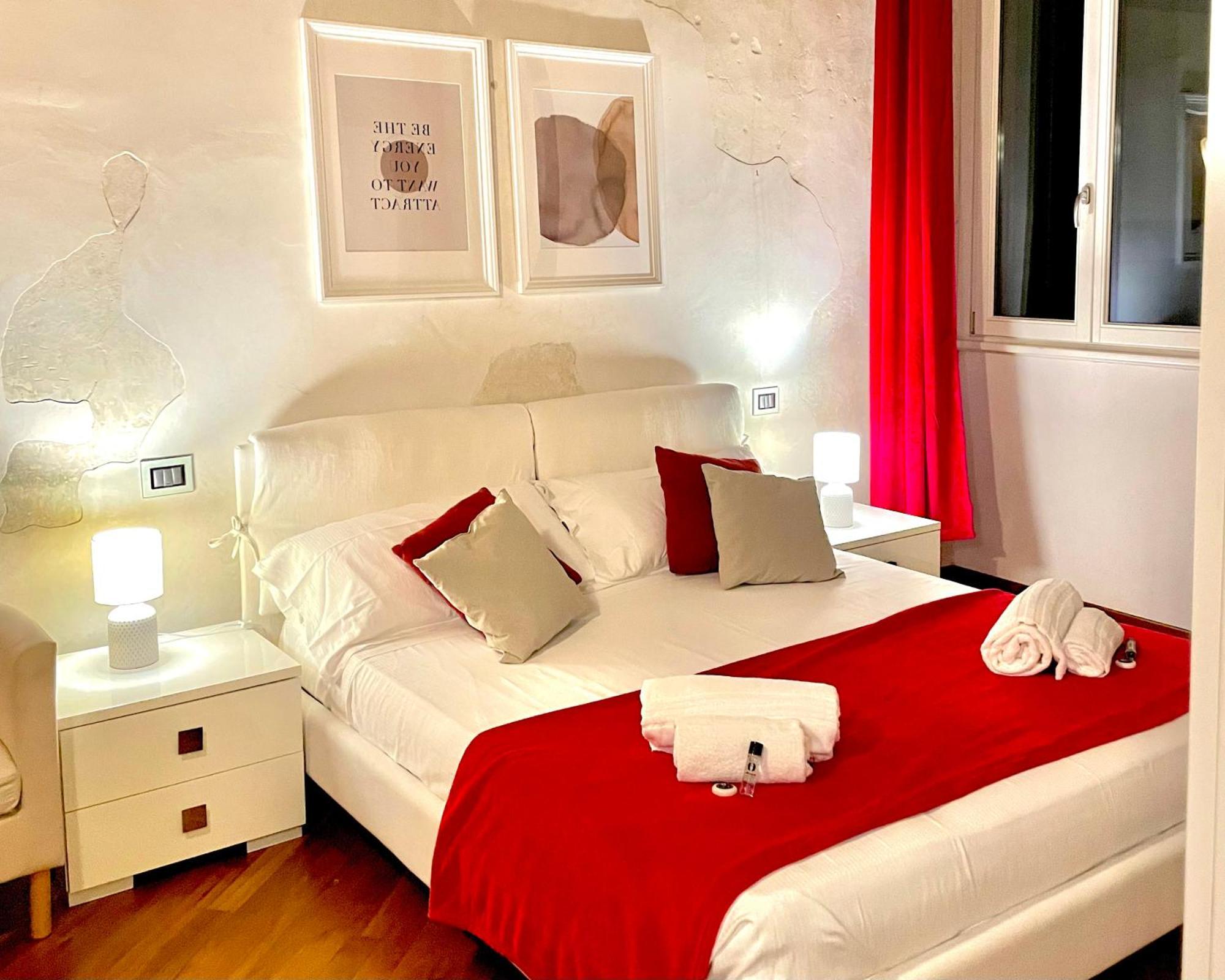 Magnolia Home - Piazza Delle Erbe Verona Esterno foto